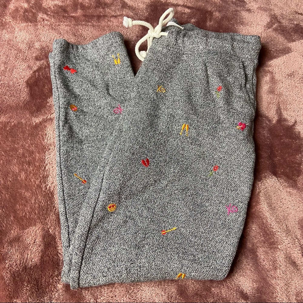 ❤️💔💘 Lou & Grey for Loft Valentine’s Day Themed Joggers Sweatpants Small 😍🥂